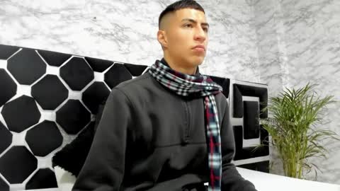 Mr Porn  online show from April 6, 2026, 1:34 pm