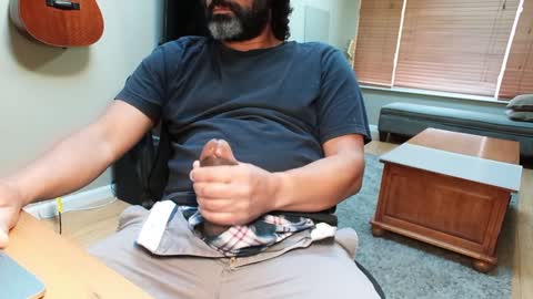 Rabbit online show from January 11, 2025, 11:35 pm