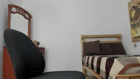 mr_stiven_ online show from February 28, 2026, 4:02 am