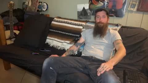 Snapshot of mr_valdor chatting on December 25, 2024, 12:37 am Valdor online show from December 25, 2024, 12:37 am