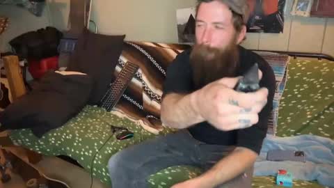 Snapshot of mr_valdor chatting on January 4, 2025, 5:58 am Valdor online show from January 4, 2025, 5:58 am