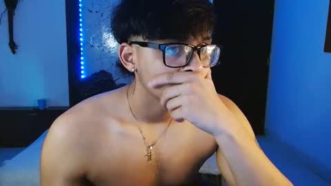 Snapshot of mr_yisuz chatting on June 8, 2026, 12:05 pm yisuz online show from June 8, 2026, 12:05 pm