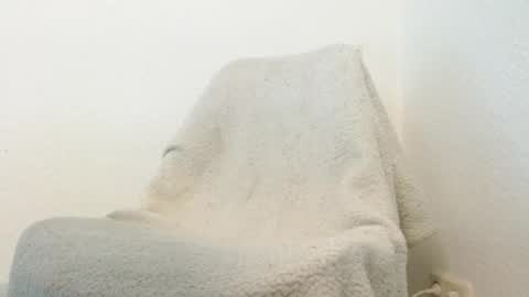 Snapshot of mrbenedikt1 chatting on February 15, 2026, 10:36 am mrbenedikt1 online show from February 15, 2026, 10:36 am