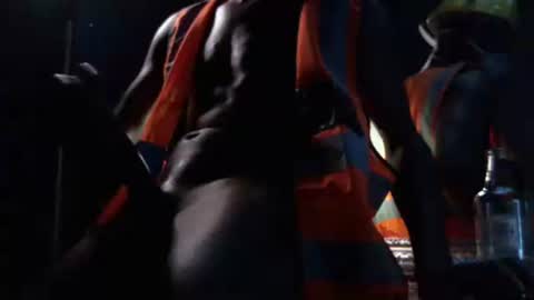 Snapshot of mrbigdiq chatting on December 27, 2024, 3:20 am MrBigDiQ1 online show from December 27, 2024, 3:20 am