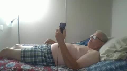 Snapshot of mrbill55 chatting on December 14, 2024, 10:39 pm mrbill55 online show from December 14, 2024, 10:39 pm