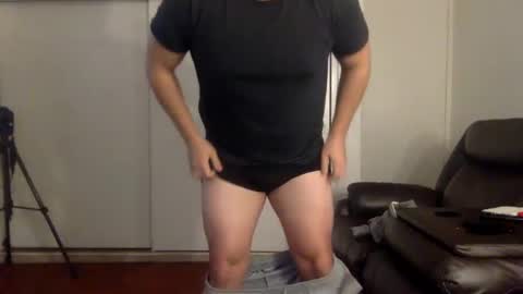 Snapshot of mrbree chatting on January 8, 2025, 3:08 am Mr Bree online show from January 8, 2025, 3:08 am