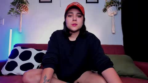 Laura online show from October 24, 2025, 6:54 am