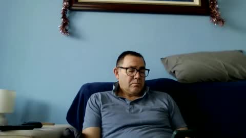 Mrcaruso online show from December 19, 2025, 11:17 am