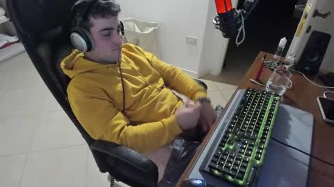 Snapshot of mrclean_97 chatting on February 5, 2025, 4:58 pm GoodBoy online show from February 5, 2025, 4:58 pm