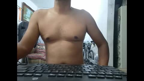 Snapshot of mrdongato01 chatting on January 13, 2025, 3:01 am Gato online show from January 13, 2025, 3:01 am