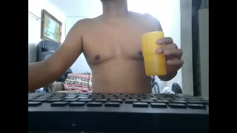 Snapshot of mrdongato01 chatting on January 16, 2025, 3:23 am Gato online show from January 16, 2025, 3:23 am