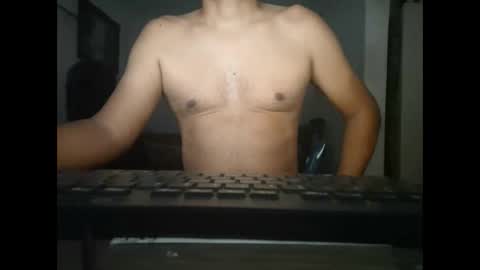 Snapshot of mrdongato01 chatting on January 24, 2025, 10:43 am Gato online show from January 24, 2025, 10:43 am