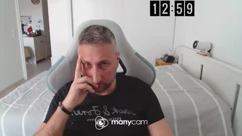 mrdr000 online show from March 20, 2026, 11:59 am