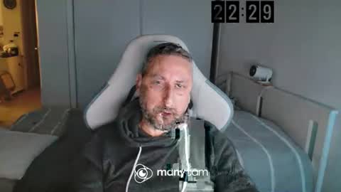 mrdr000 online show from March 22, 2026, 9:29 pm