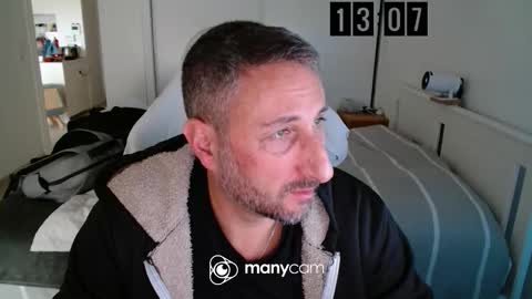 Snapshot of mrdr0o0o chatting on November 26, 2025, 12:06 pm mrdr0o0o online show from November 26, 2025, 12:06 pm