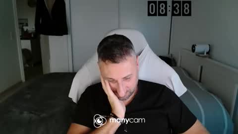 Snapshot of mrdr0o0o chatting on December 3, 2025, 7:38 am mrdr0o0o online show from December 3, 2025, 7:38 am