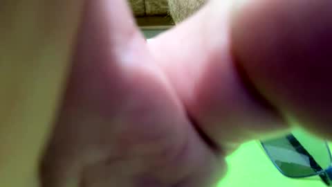 mreric_210 online show from October 23, 2025, 7:51 am