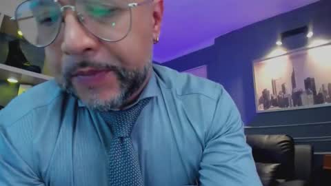 MrFrank. online show from November 24, 2025, 1:44 pm