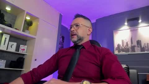 Snapshot of mrfrank_tattoo chatting on December 22, 2025, 12:13 pm MrFrank. online show from December 22, 2025, 12:13 pm