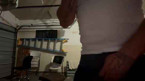 mrfrankfuckforfree online show from November 19, 2025, 9:42 am