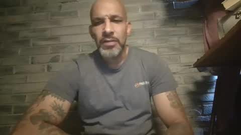 mrfuckyourite online show from December 20, 2025, 8:05 pm