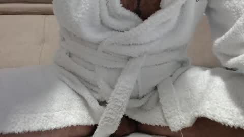 Snapshot of mrhairyx1 chatting on November 5, 2025, 12:05 pm mrhairyx1 online show from November 5, 2025, 12:05 pm