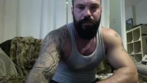 Snapshot of mrmsnow chatting on September 18, 2025, 9:22 am Mr Snow online show from September 18, 2025, 9:22 am