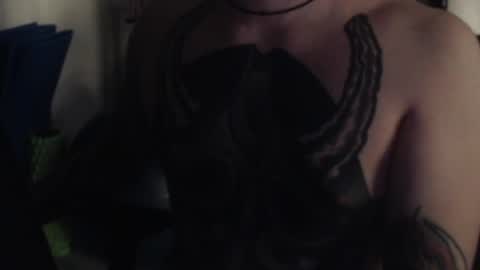 Snapshot of mrn0ice chatting on November 26, 2025, 3:13 pm MR NO ICE online show from November 26, 2025, 3:13 pm