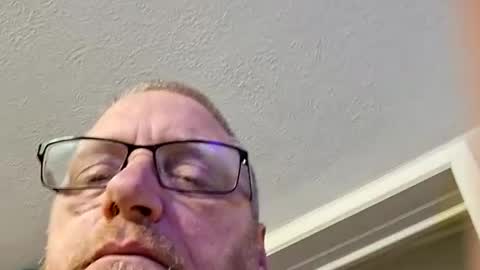 Snapshot of mrnmrsfucks4u chatting on July 21, 2026, 7:27 pm mrnmrsfucks4u online show from July 21, 2026, 7:27 pm