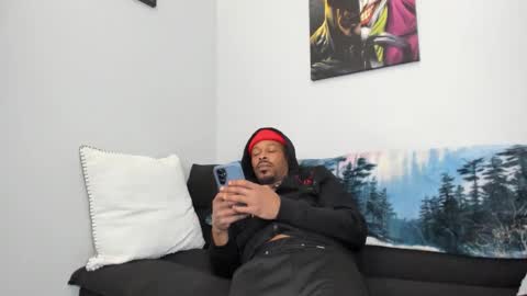 Snapshot of mromg007 chatting on February 19, 2025, 11:57 pm mromg007 online show from February 19, 2025, 11:57 pm