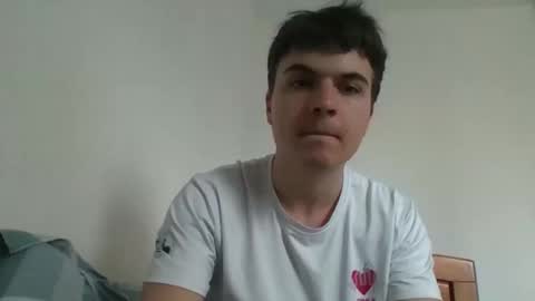 mrpine504 online show from April 5, 2026, 2:09 am