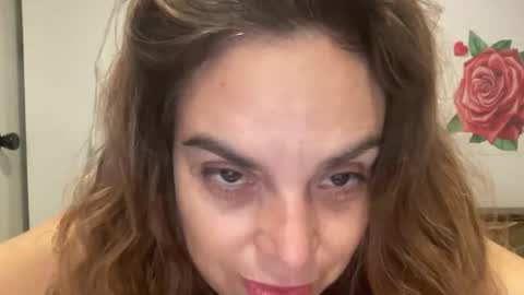 Snapshot of mrs_kinkie chatting on February 22, 2025, 10:42 pm mrs_kinkie online show from February 22, 2025, 10:42 pm