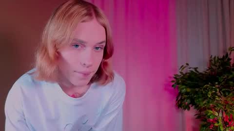 Barbie online show from October 1, 2025, 5:57 am