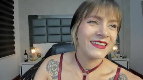 Snapshot of mrs_regina_clk chatting on June 26, 2026, 4:17 am Regina online show from June 26, 2026, 4:17 am
