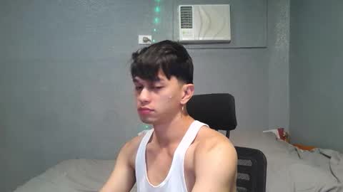 Snapshot of mrshawn95 chatting on October 3, 2025, 3:53 pm shawn online show from October 3, 2025, 3:53 pm