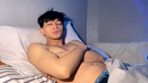 Snapshot of mrshawn95 chatting on November 6, 2025, 2:56 am shawn online show from November 6, 2025, 2:56 am