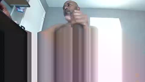 MrShowtime69 online show from September 10, 2025, 12:16 pm