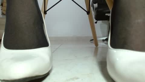 Snapshot of mrskatty chatting on January 23, 2025, 2:07 pm Tell me Katty online show from January 23, 2025, 2:07 pm