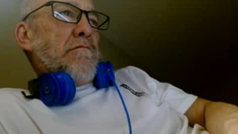 mrtease5 online show from March 19, 2026, 7:45 am