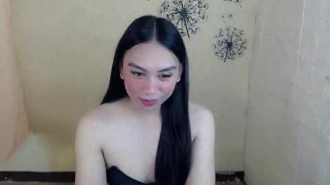 Bella online show from April 1, 2026, 2:03 pm