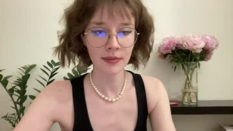 Snapshot of ms_christiana chatting on May 31, 2026, 9:05 pm ms_christiana online show from May 31, 2026, 9:05 pm