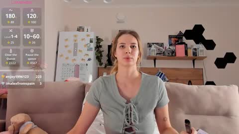 Ms ForYOU online show from November 17, 2025, 4:57 pm