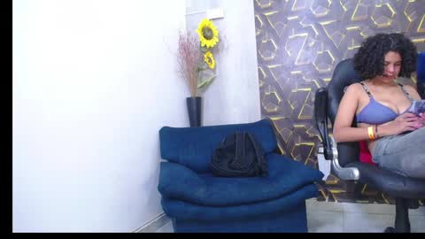 Snapshot of ms_leydi chatting on April 1, 2026, 4:46 am ms_leydi online show from April 1, 2026, 4:46 am