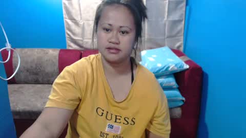 Snapshot of ms_nathalie chatting on February 24, 2025, 5:11 am Nathalie online show from February 24, 2025, 5:11 am