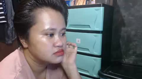 Snapshot of ms_nathalie chatting on December 15, 2025, 4:00 pm Nathalie online show from December 15, 2025, 4:00 pm