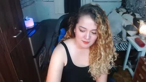 msshanel online show from February 4, 2025, 3:47 pm