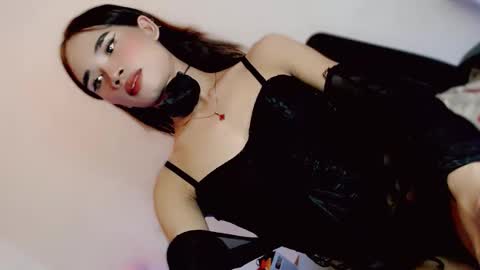 Snapshot of mscherry_ chatting on April 24, 2026, 5:04 pm mscherry_ online show from April 24, 2026, 5:04 pm