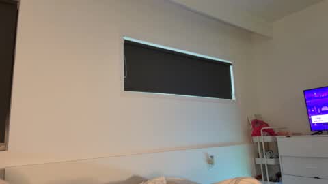 mskitty000 online show from February 4, 2026, 8:58 pm