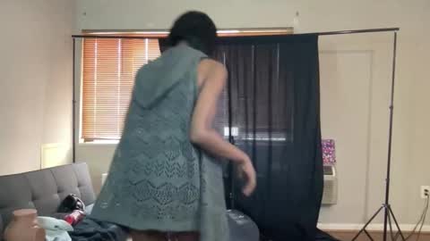 Merlin Mystique online show from February 1, 2025, 5:37 pm