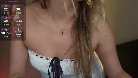 Sophie  online show from February 19, 2026, 5:09 pm